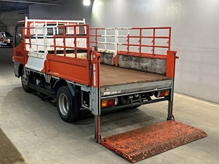 MITSUBISHI CANTER 2011