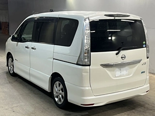 NISSAN SERENA 2013