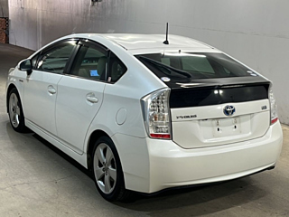 TOYOTA PRIUS 2011