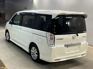 HONDA STEP WAGON 2010