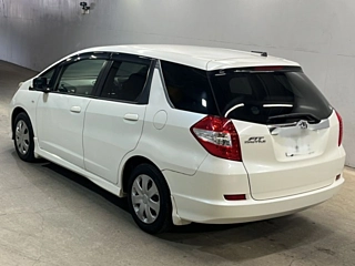 HONDA FIT SHUTTLE 2011
