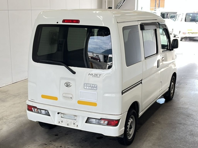 DAIHATSU HIJET VAN 2021
