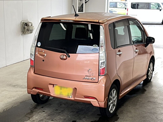 DAIHATSU MOVE 2011