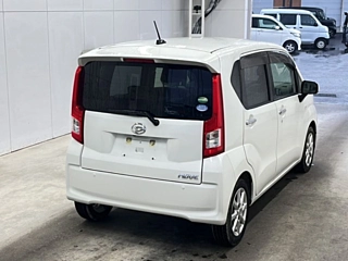 DAIHATSU MOVE 2015