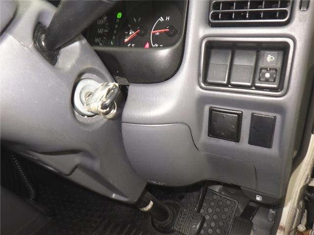 MAZDA BONGO VAN 2011