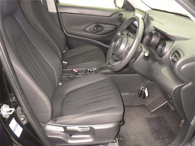 TOYOTA YARIS CROSS 2020