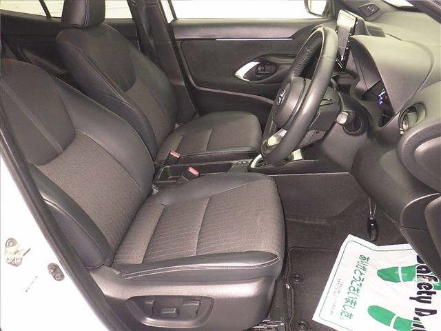 TOYOTA YARIS CROSS 2023