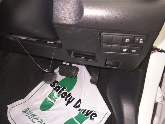 TOYOTA YARIS CROSS 2023