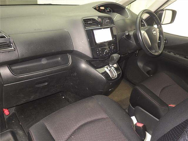 NISSAN SERENA 2012