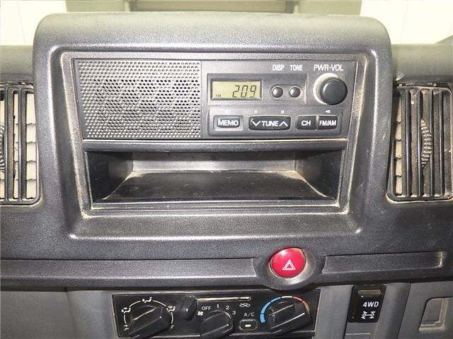 NISSAN CLIPPER TRUCK 2011