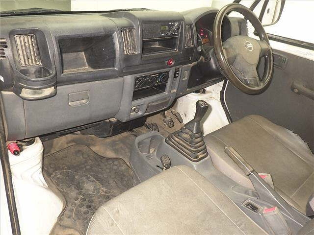 NISSAN CLIPPER TRUCK 2011