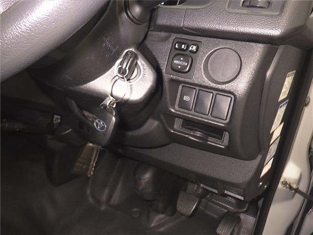 TOYOTA HIACE VAN 2021