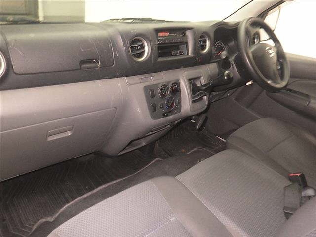 NISSAN CARAVAN VAN 2013