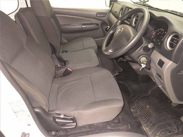 NISSAN CARAVAN VAN 2013