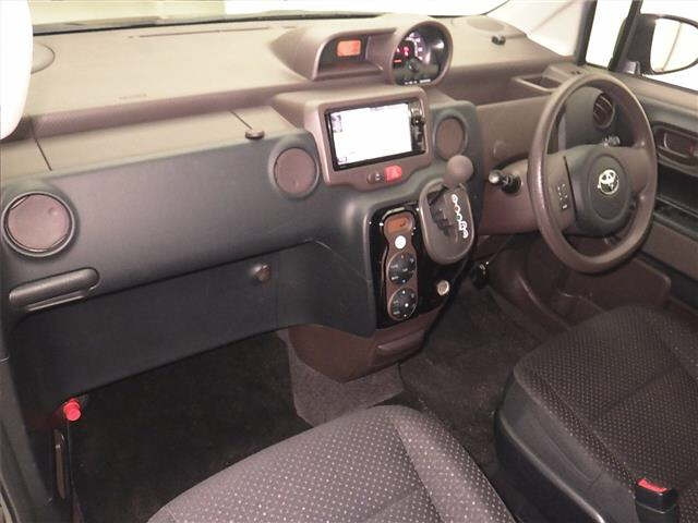 TOYOTA SPADE 2014