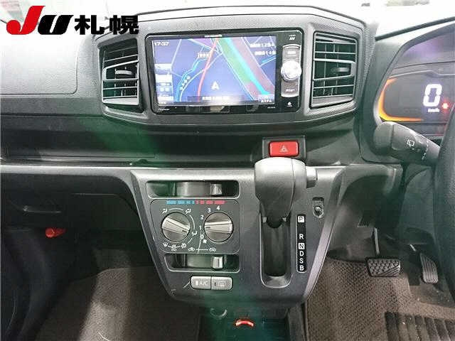 DAIHATSU MIRA E S 2017
