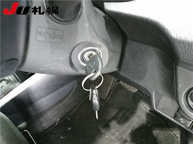 TOYOTA COROLLA FIELDER 2019