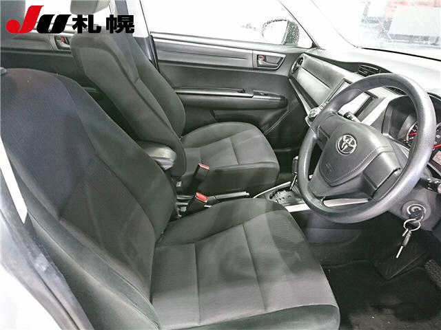 TOYOTA COROLLA FIELDER 2019