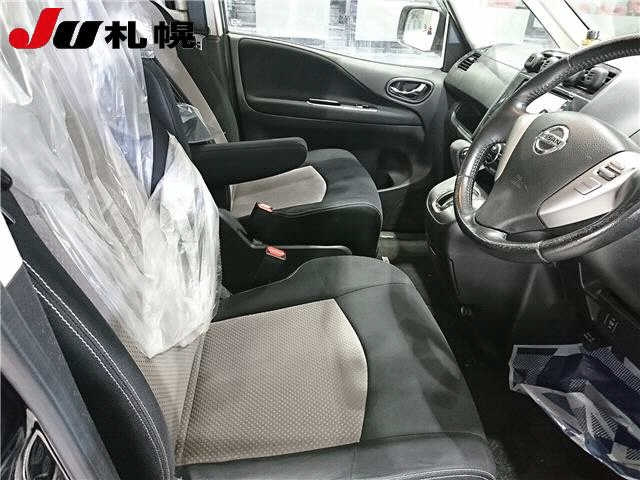 NISSAN SERENA 2013