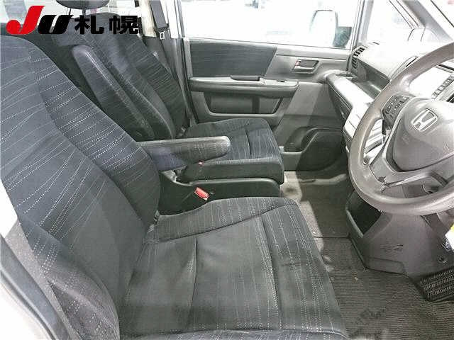 HONDA STEP WAGON 2010