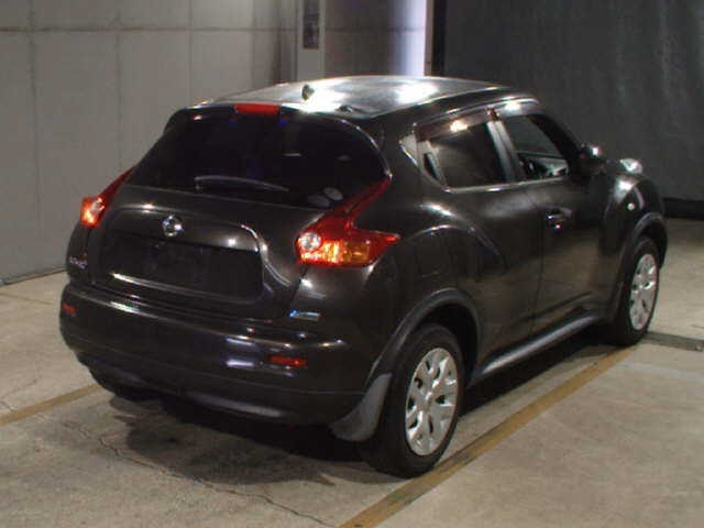 NISSAN JUKE 2011
