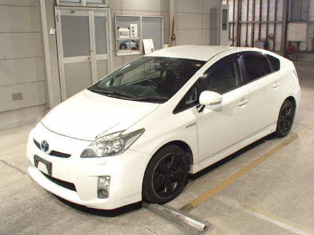TOYOTA PRIUS 2010