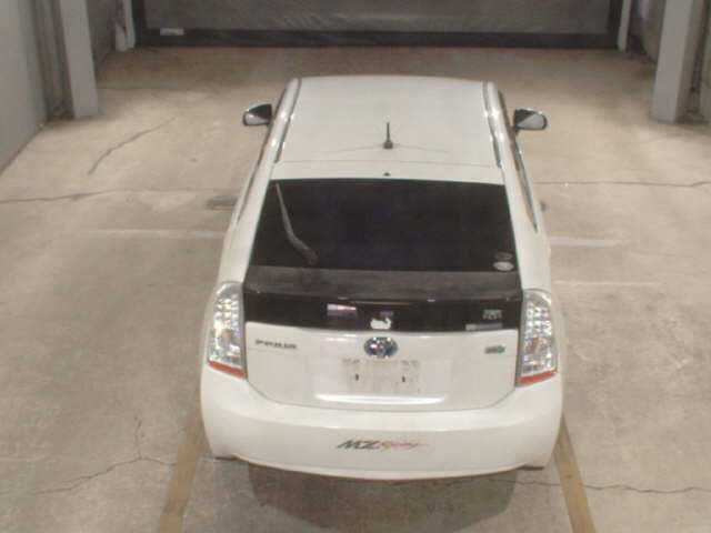 TOYOTA PRIUS 2010