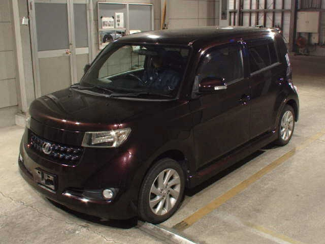TOYOTA BB 2009