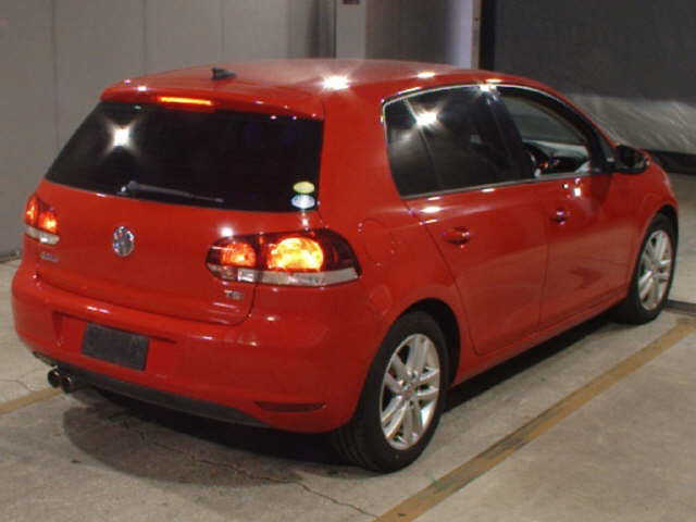 VOLKSWAGEN GOLF 2012