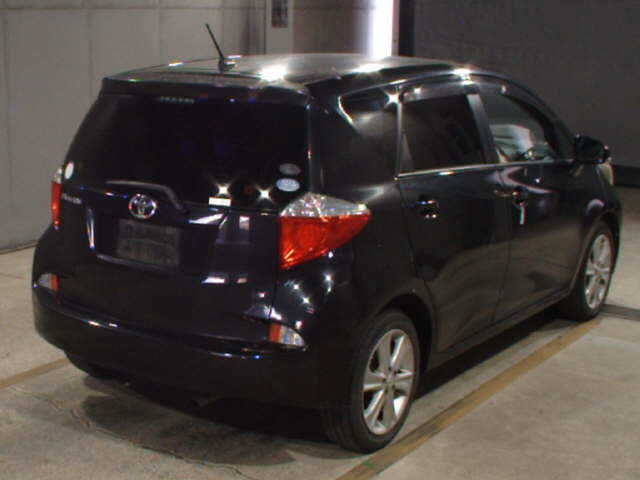 TOYOTA RACTIS 2010