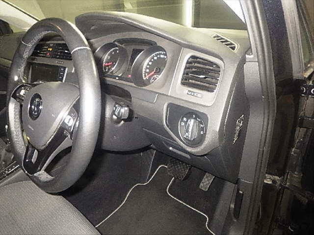 VOLKSWAGEN GOLF VARIANT 2016