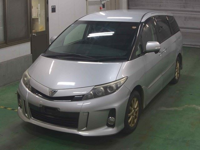 TOYOTA ESTIMA 2014
