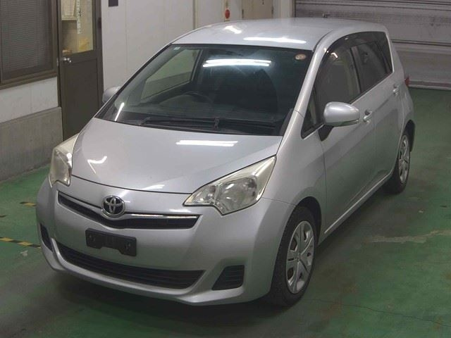 TOYOTA RACTIS 2013
