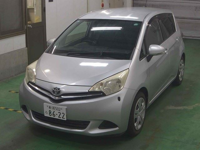 TOYOTA RACTIS 2011