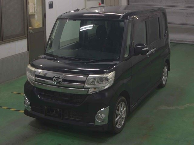 DAIHATSU TANTO 2014
