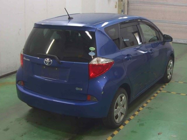 TOYOTA RACTIS 2013