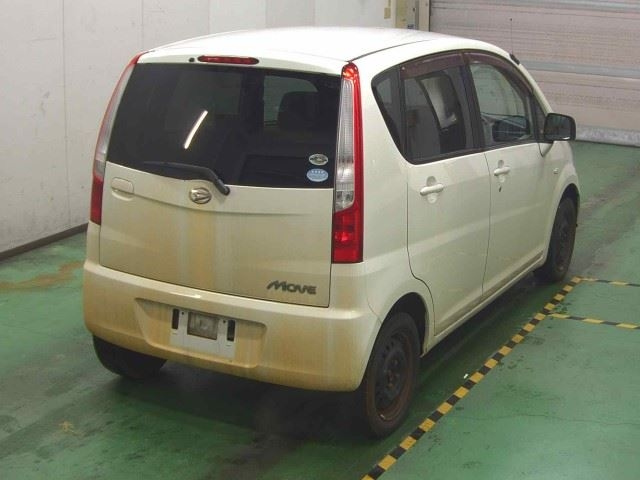 DAIHATSU MOVE 2010