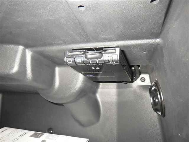 VOLKSWAGEN POLO 2011