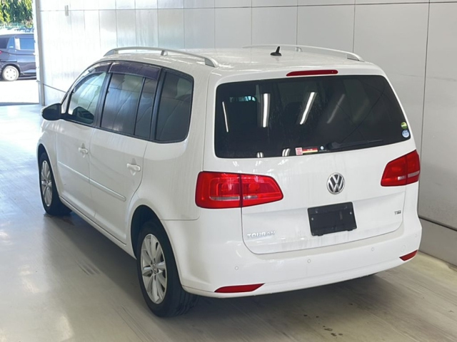 VOLKSWAGEN GOLF TOURAN 2012