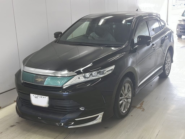 TOYOTA HARRIER 2019