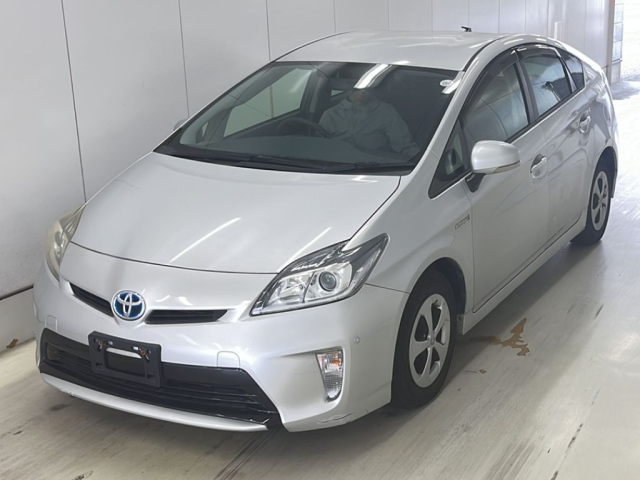 TOYOTA PRIUS 2014