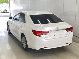 TOYOTA MARK X 2012