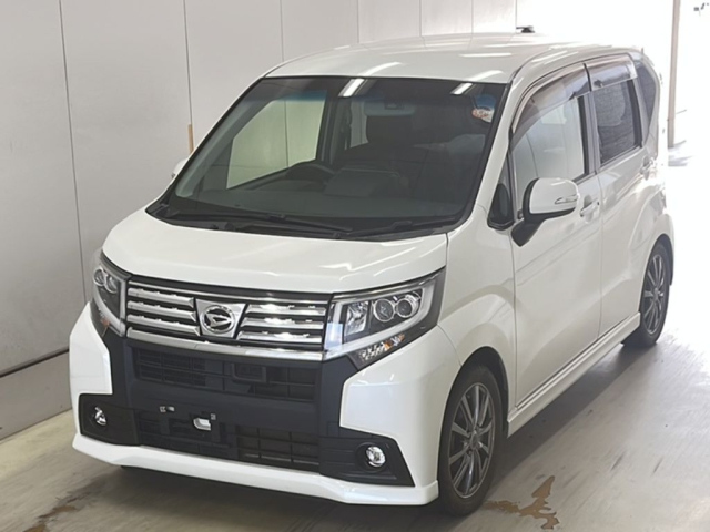 DAIHATSU MOVE 2015