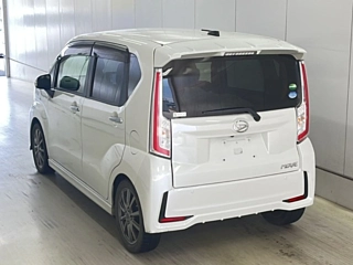 DAIHATSU MOVE 2015