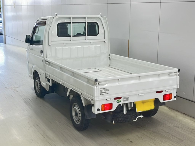 NISSAN CLIPPER TRUCK 2017