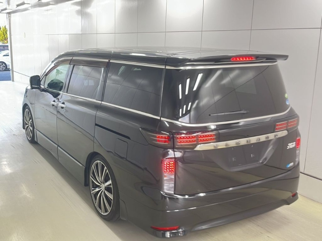 NISSAN ELGRAND 2012