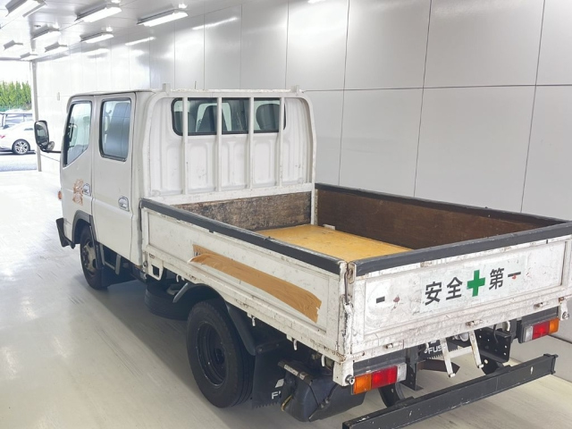 MITSUBISHI CANTER 2011