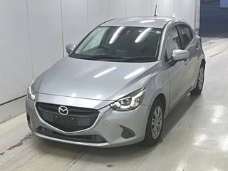 MAZDA DEMIO 2016