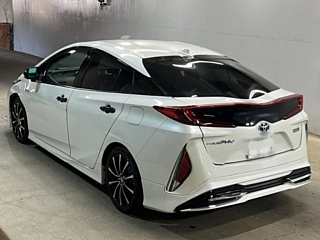 TOYOTA PRIUS PHV 2017