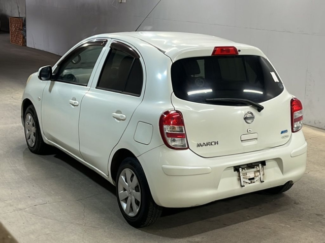 NISSAN MARCH 2011